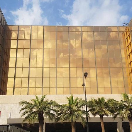 Holiday Inn Kuwait Al Thuraya City By Ihg Kuwait City Exteriör bild