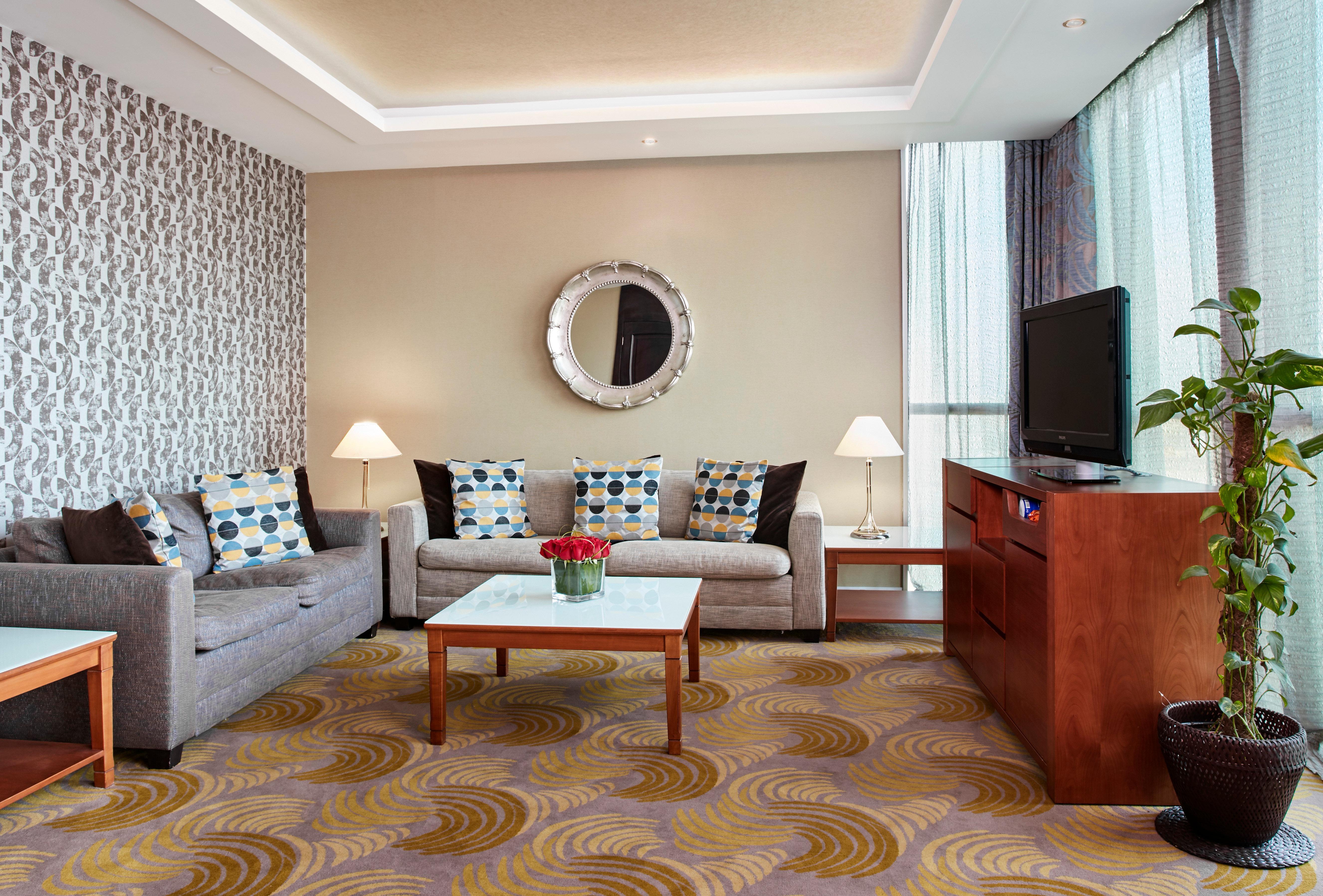 Holiday Inn Kuwait Al Thuraya City By Ihg Kuwait City Exteriör bild