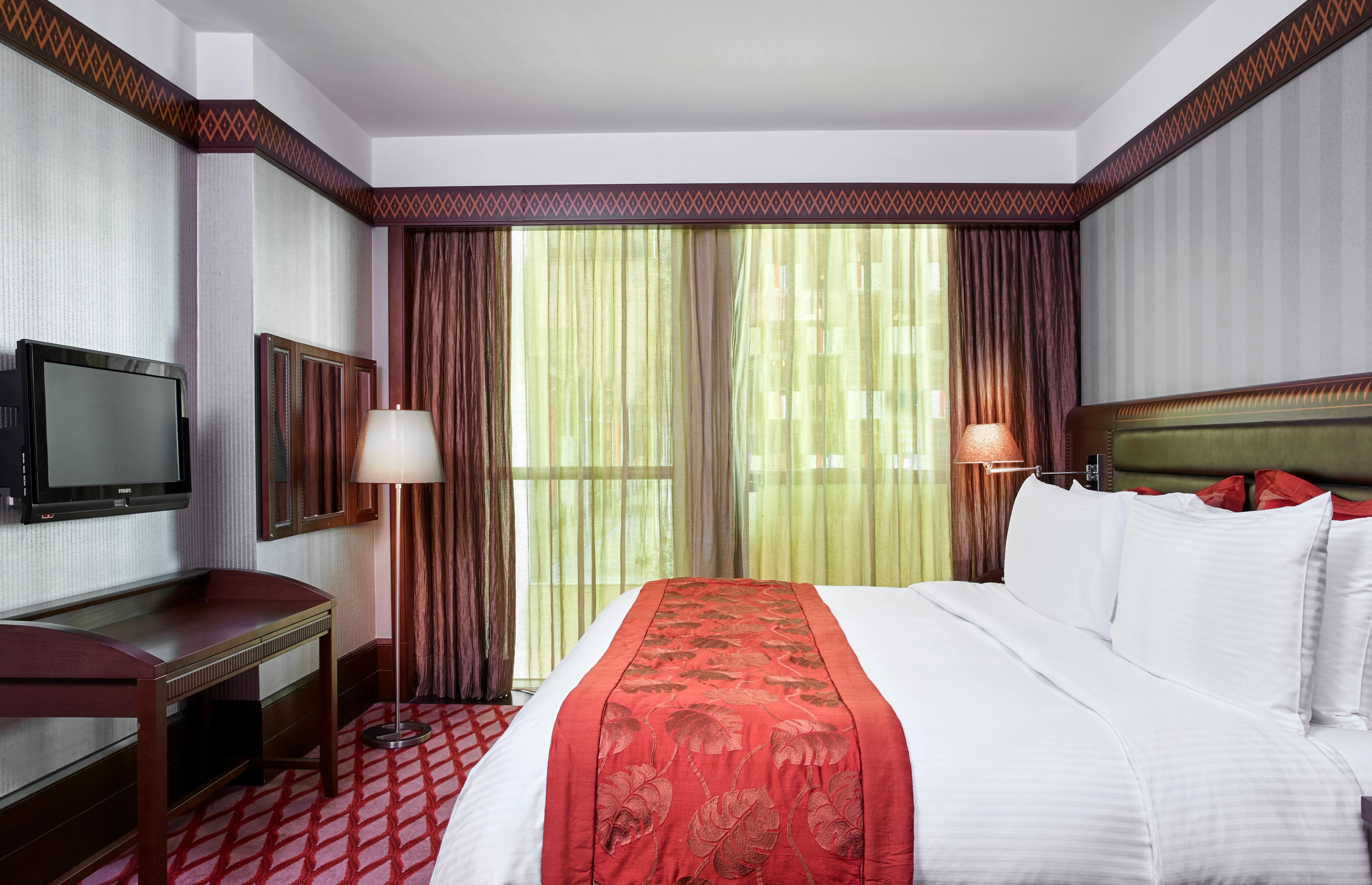 Holiday Inn Kuwait Al Thuraya City By Ihg Kuwait City Exteriör bild