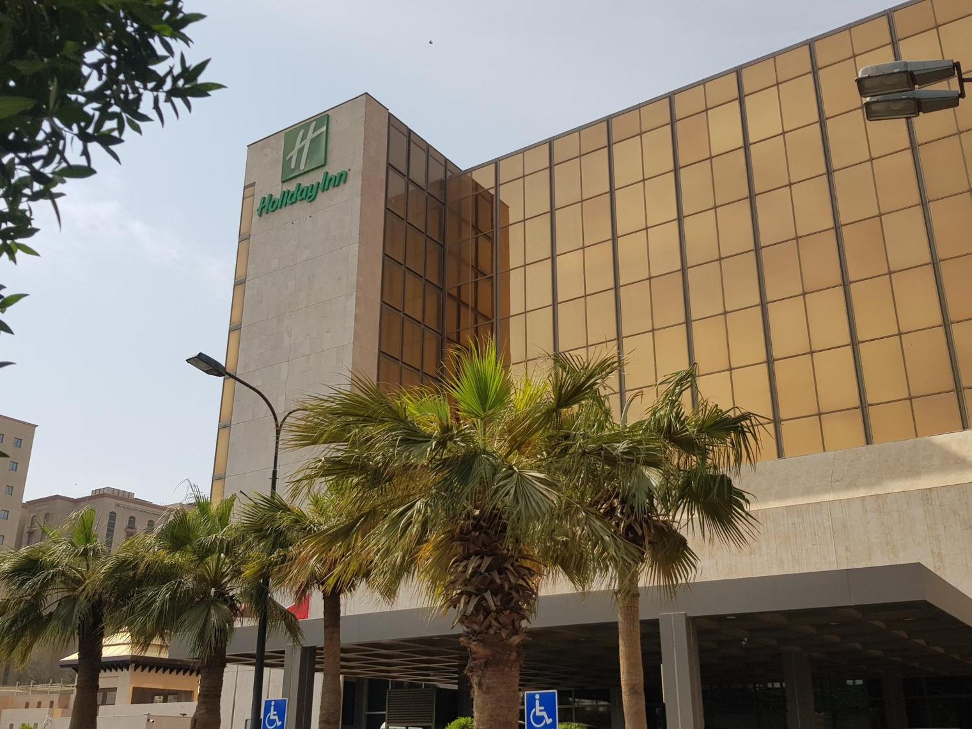 Holiday Inn Kuwait Al Thuraya City By Ihg Kuwait City Exteriör bild
