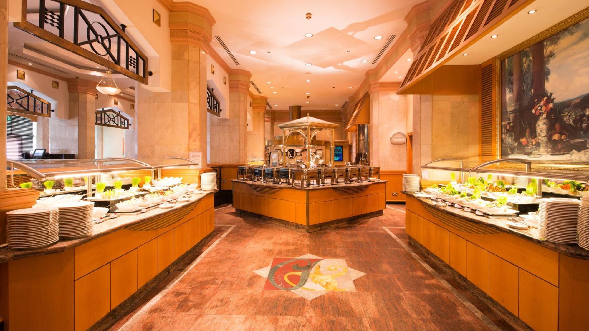 Holiday Inn Kuwait Al Thuraya City By Ihg Kuwait City Exteriör bild
